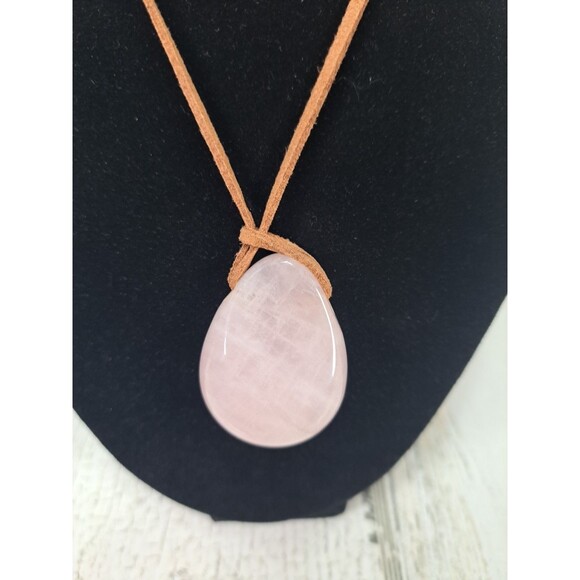 Rose Quartz Teardrop Pendant Necklace Natural Stone Crystal Spiritual Love Stone - Picture 3 of 9